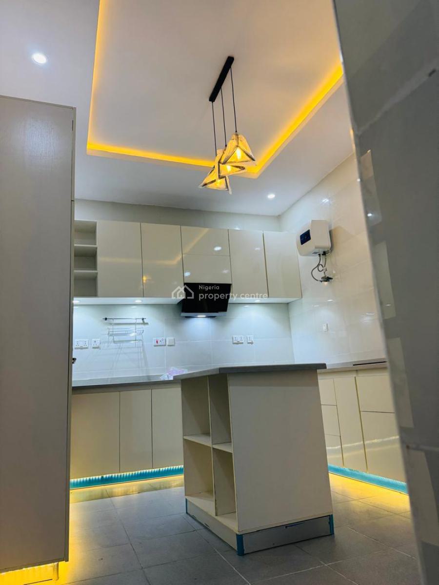 4 Bedroom Semi Detached Duplex with Bq for Distress, Chevron Drive, Lekki Phase 2, Lekki, Lagos, House for Sale
