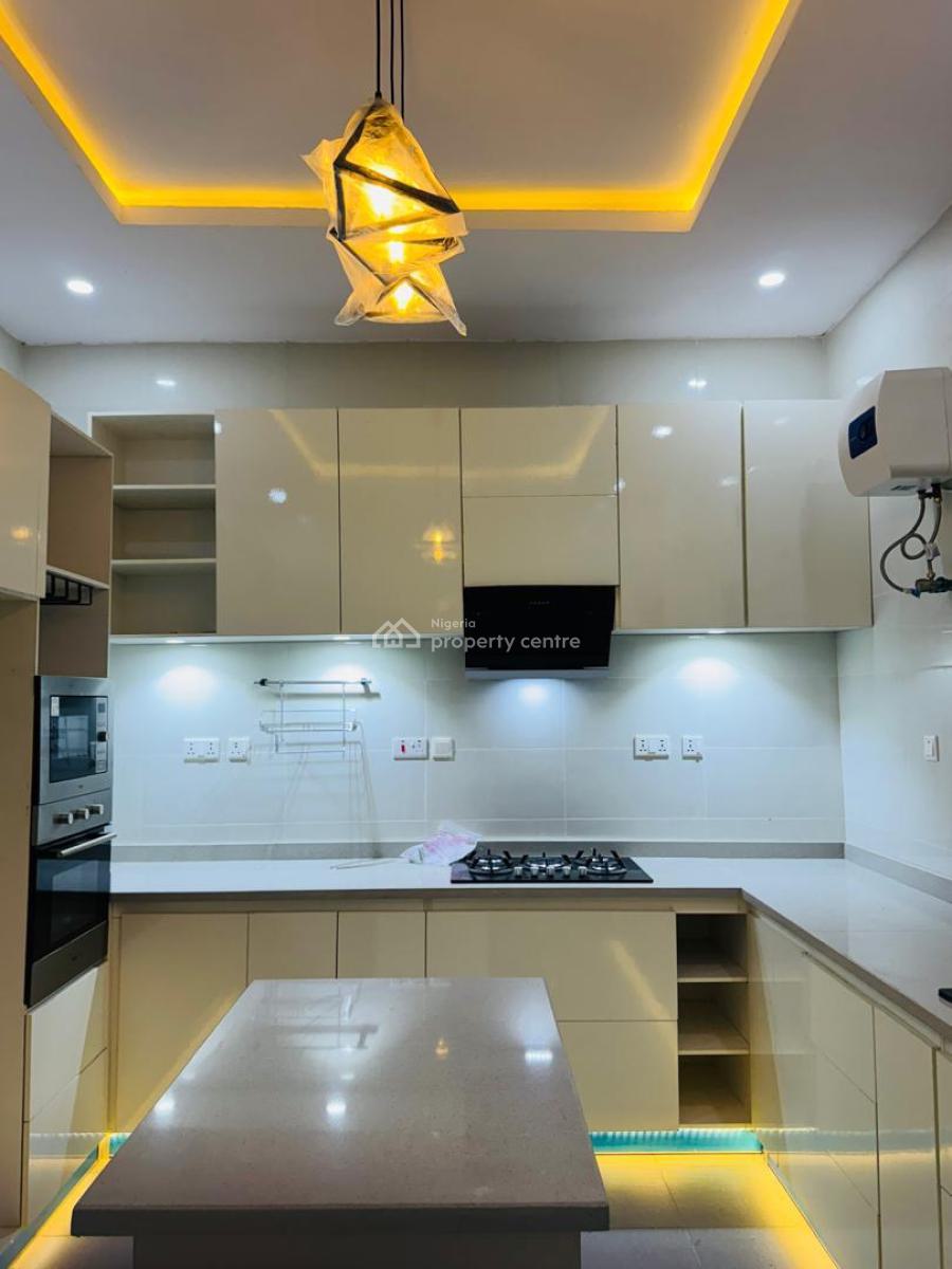 4 Bedroom Semi Detached Duplex with Bq for Distress, Chevron Drive, Lekki Phase 2, Lekki, Lagos, House for Sale