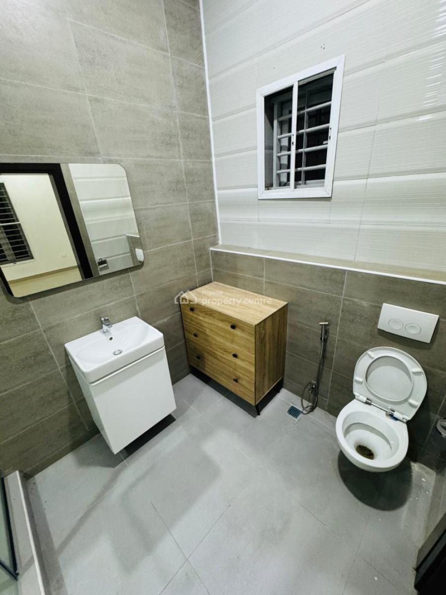 4 Bedroom Semi Detached Duplex with Bq for Distress, Chevron Drive, Lekki Phase 2, Lekki, Lagos, House for Sale