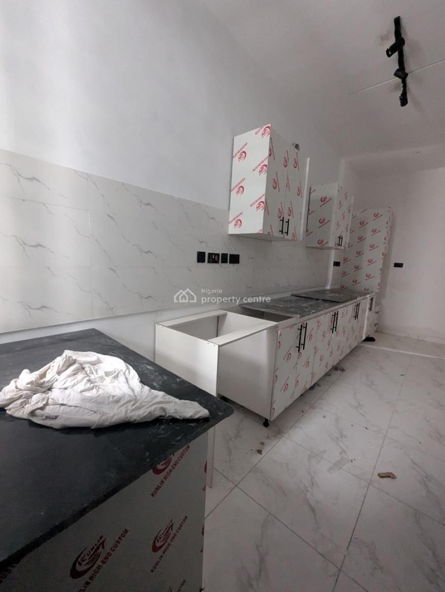 2 Bedrooms Apartment, Ologolo, Lekki, Lagos, Flat / Apartment for Sale