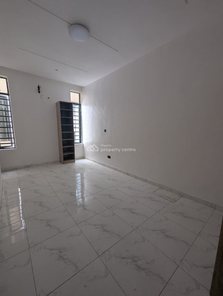 2 Bedrooms Apartment, Ologolo, Lekki, Lagos, Flat / Apartment for Sale