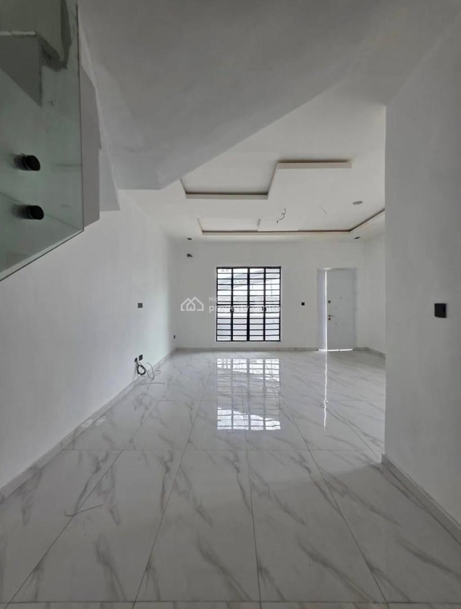 Beautifully Built 4 Bedrooms Semi Detached Duplex, Lekki Phase 2, Lekki, Lagos, Semi-detached Duplex for Sale