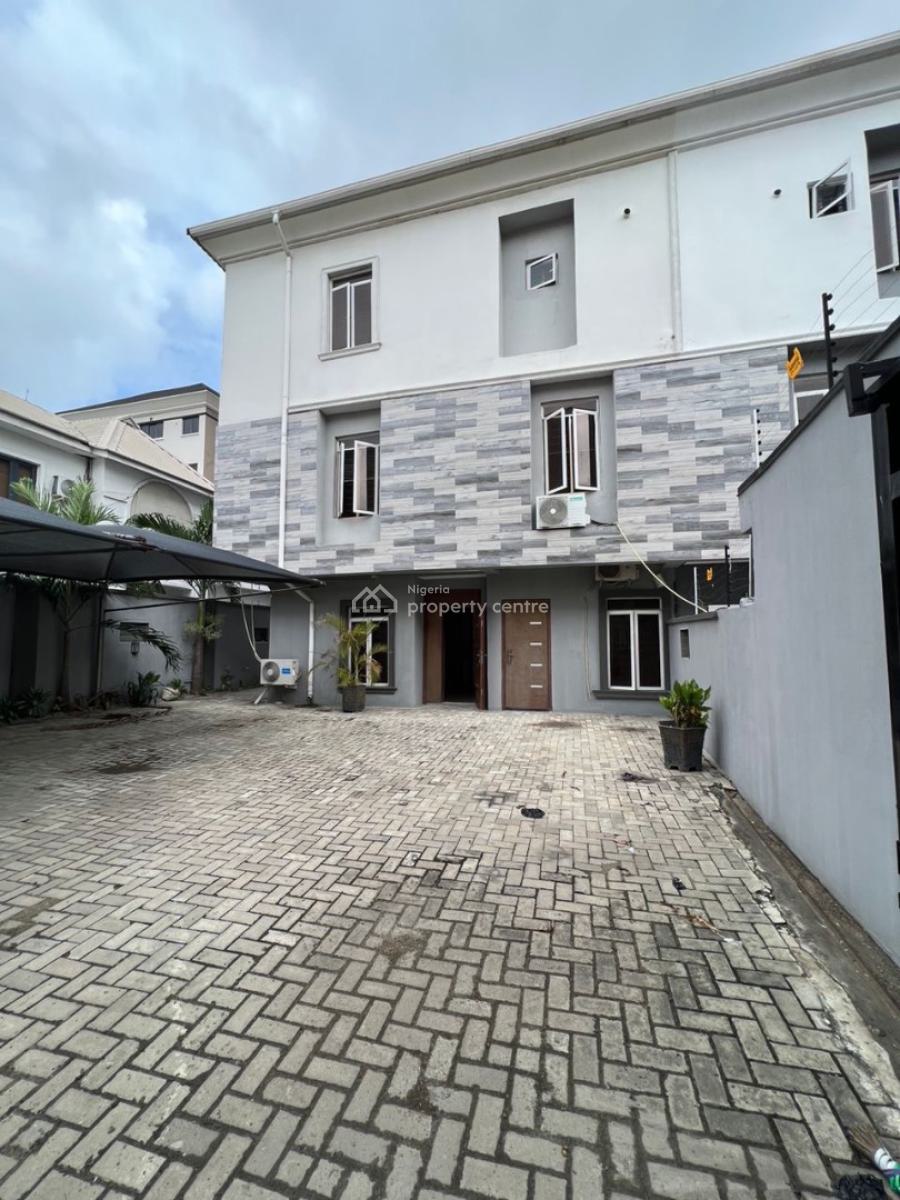4 Bedroom Self Compound Terrace with Bq, Lekki Phase 1, Lekki, Lagos, Terraced Duplex for Rent