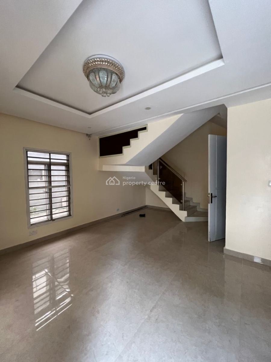 4 Bedroom Self Compound Terrace with Bq, Lekki Phase 1, Lekki, Lagos, Terraced Duplex for Rent