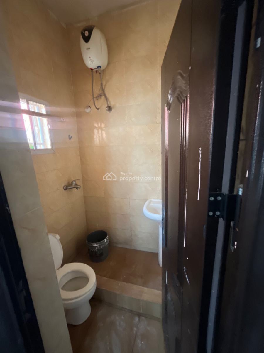Well Refurbished 3bedroom Standalone Bungalow, Dakwo/lokogoma, Lokogoma District, Abuja, Semi-detached Bungalow for Rent