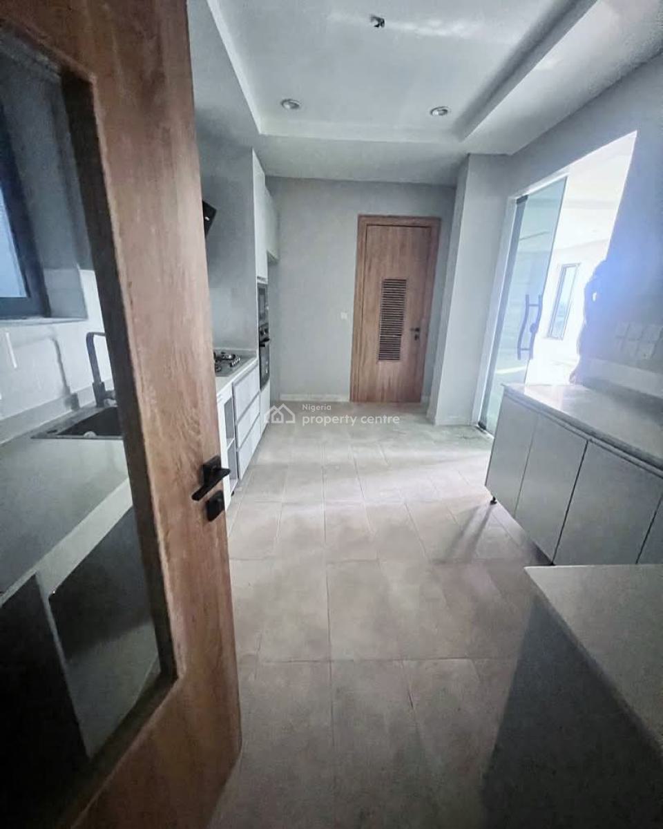 Luxury Newly Built 3 Bedrooms Serviced Apartment with Bq, Off Admiralty Way, Lekki Phase 1, Lekki, Lagos, Flat / Apartment for Sale