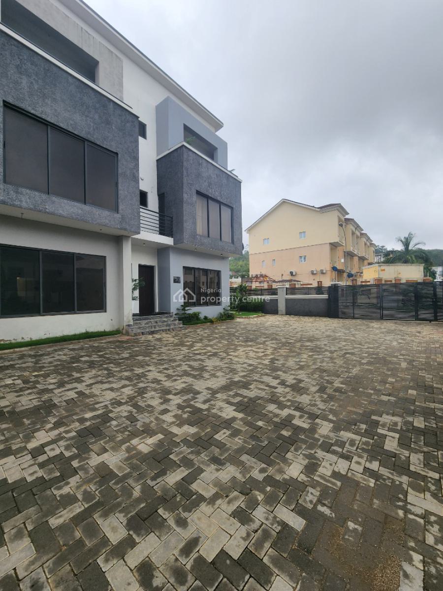 Beautiful, Spacious 5 Bedrooms Terraced Duplex, Guzape District, Abuja, Terraced Duplex for Sale