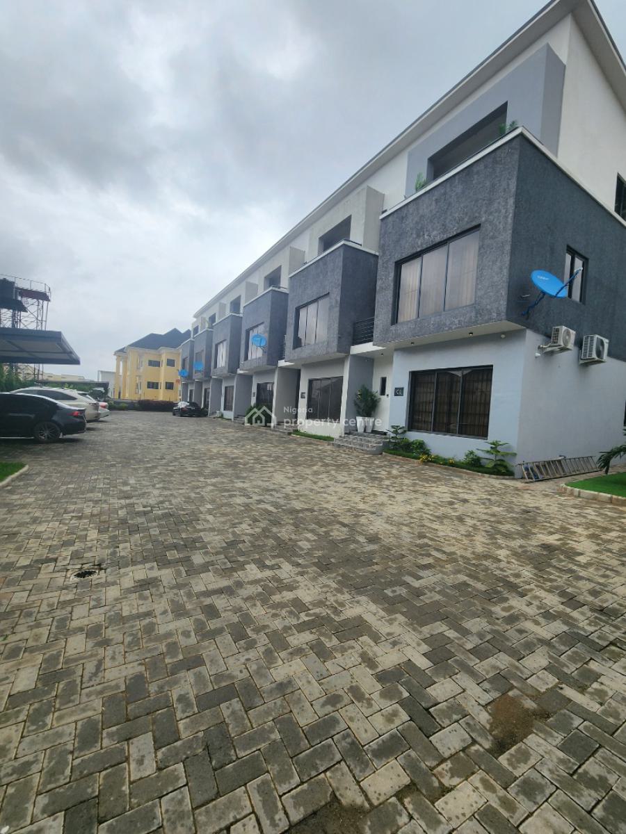 Beautiful, Spacious 5 Bedrooms Terraced Duplex, Guzape District, Abuja, Terraced Duplex for Sale