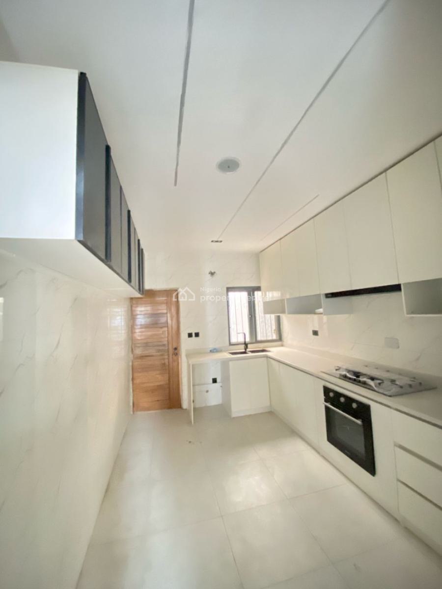 Newly Built and Spacious 4 Bedroom Terrace Duplex, Lekki Phase 1, Lekki, Lagos, Terraced Duplex for Rent