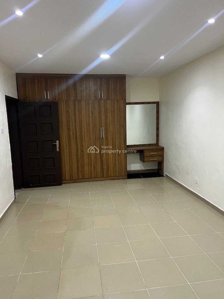 3 Bedroom Duplex with 2 Bq, Off Joel Ogunaike Road, Ikeja Gra, Ikeja, Lagos, Semi-detached Duplex for Rent