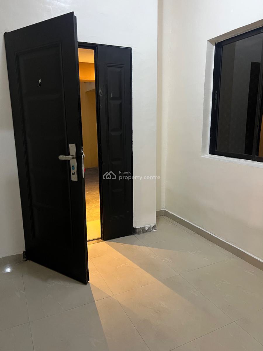 3 Bedroom Duplex with 2 Bq, Off Joel Ogunaike Road, Ikeja Gra, Ikeja, Lagos, Semi-detached Duplex for Rent