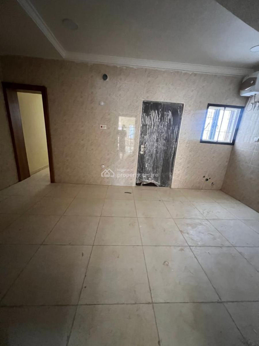 4 Bedrooms Terrace, Guzape District, Abuja, Terraced Duplex for Sale