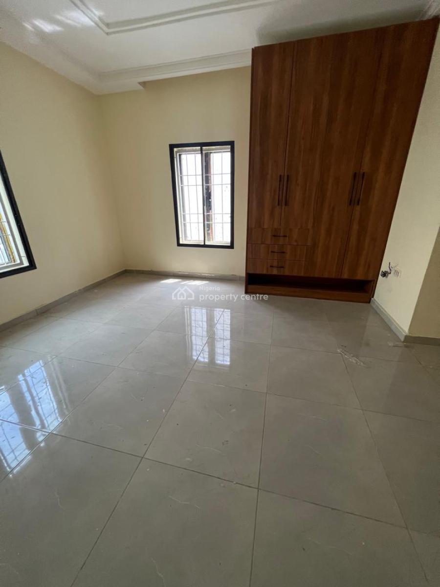 4 Bedrooms Terrace, Guzape District, Abuja, Terraced Duplex for Sale