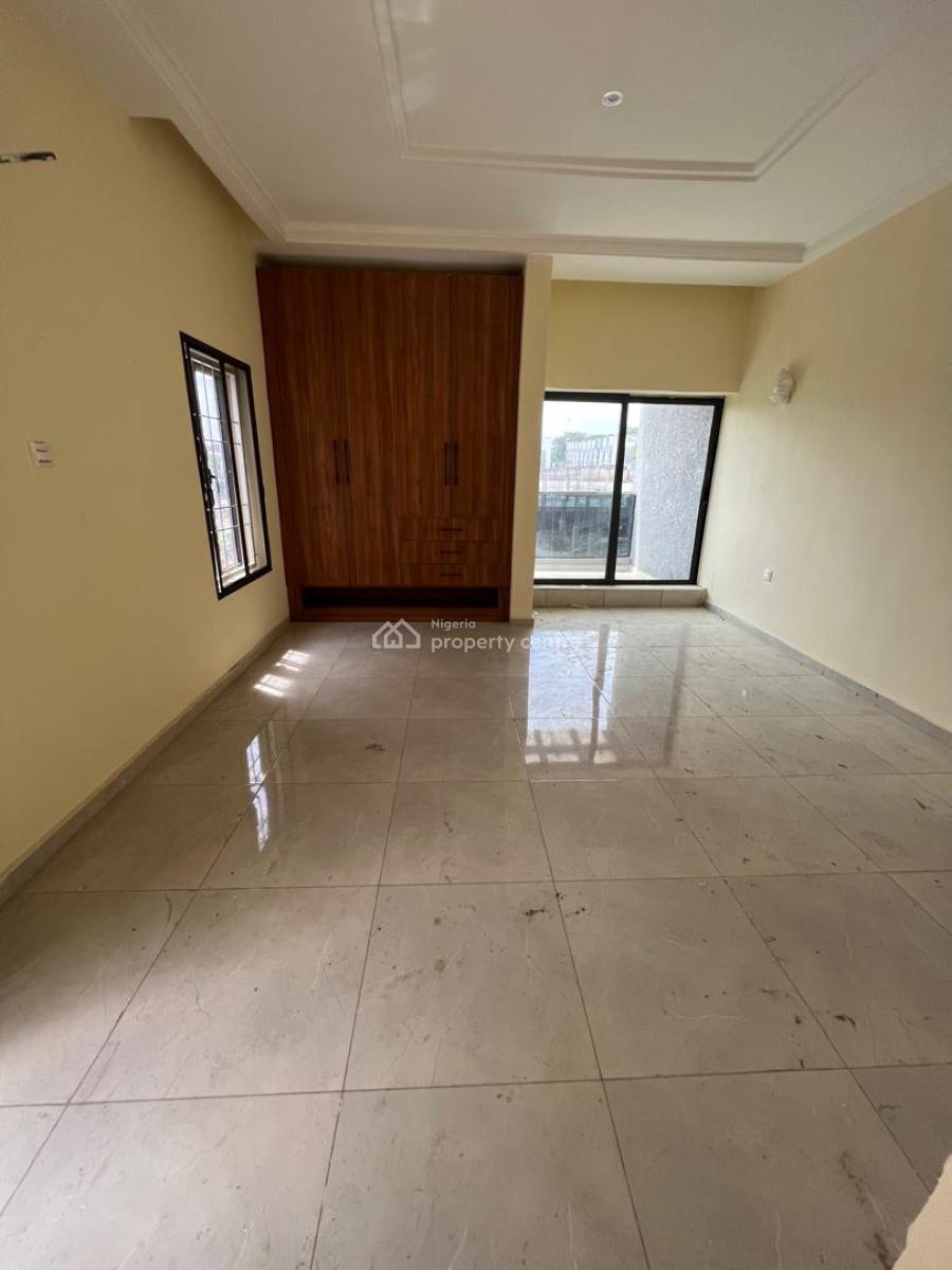 4 Bedrooms Terrace, Guzape District, Abuja, Terraced Duplex for Sale