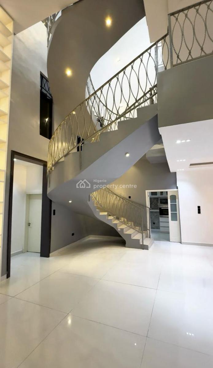 5 Bedrooms Penthouse Duplex Private Cinema & Rooftop, Jacuzzi, Swimming Pool, Sangotedo, Ajah, Lagos, Detached Duplex for Sale
