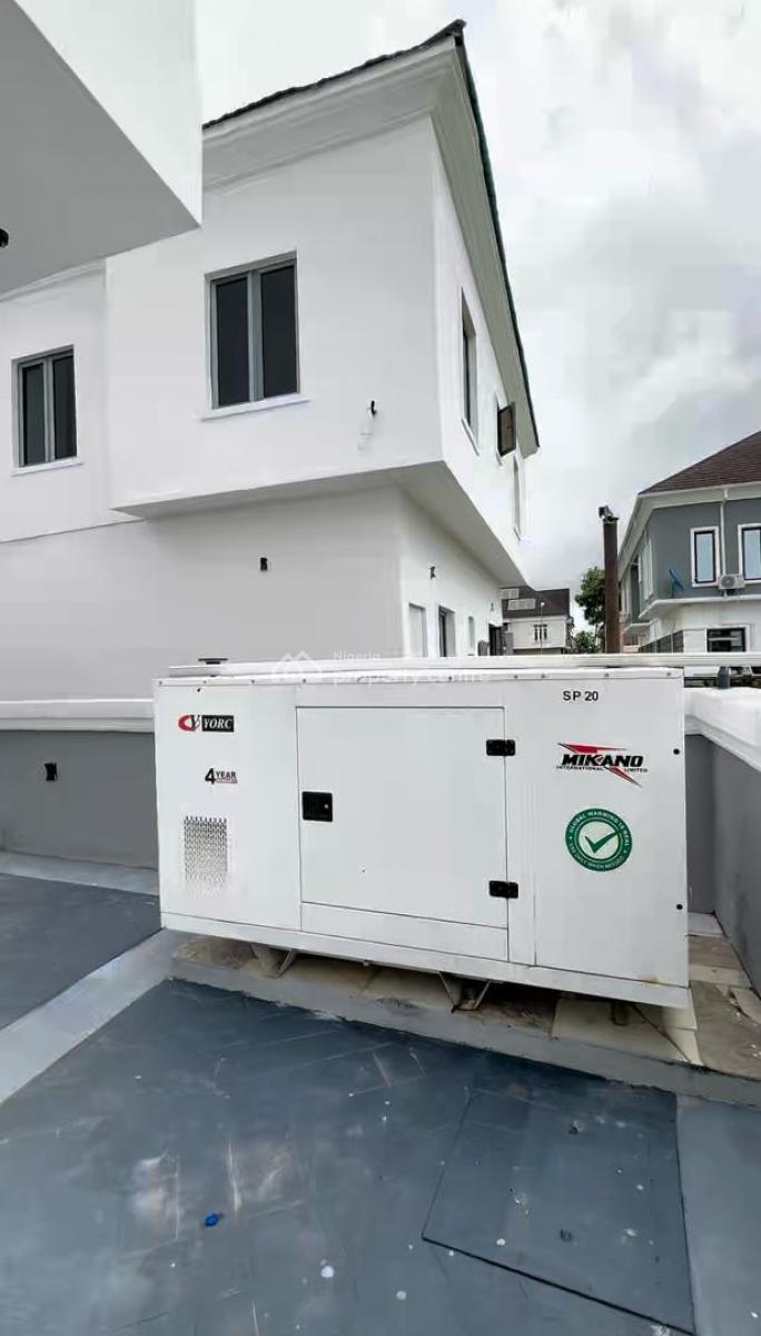 5 Bedrooms Penthouse Duplex Private Cinema & Rooftop, Jacuzzi, Swimming Pool, Sangotedo, Ajah, Lagos, Detached Duplex for Sale