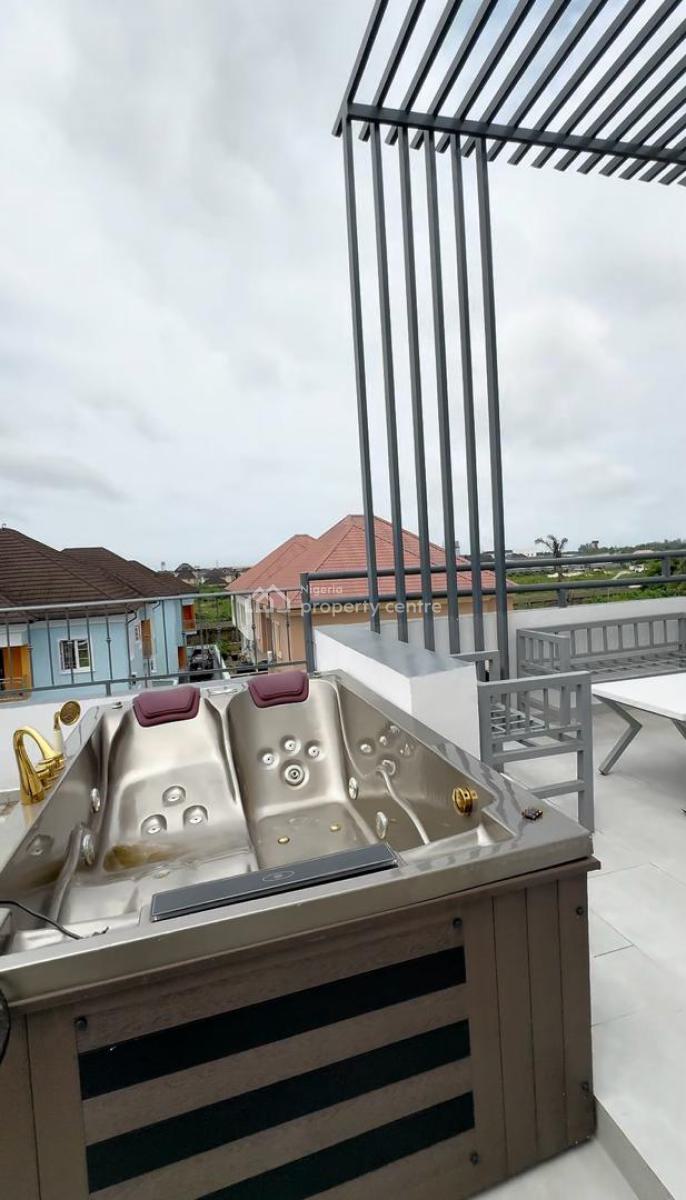 5 Bedrooms Penthouse Duplex Private Cinema & Rooftop, Jacuzzi, Swimming Pool, Sangotedo, Ajah, Lagos, Detached Duplex for Sale