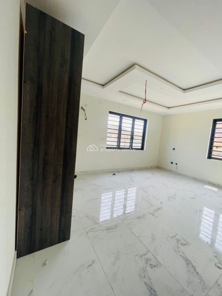 6 Bedrooms Detached Duplex Plus 2 Bqs, Ikeja Gra, Ikeja, Lagos, Detached Duplex for Sale