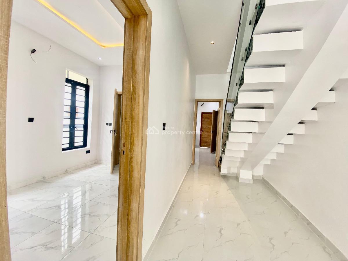 4 Bedrooms Semi Detached Duplex with Bq, Ajah, Lagos, Semi-detached Duplex for Sale