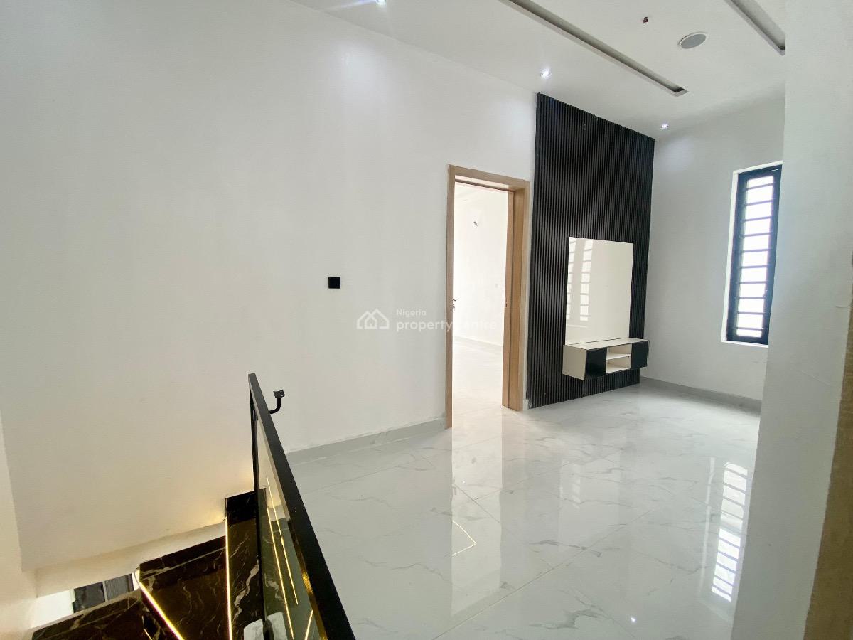 4 Bedrooms Semi Detached Duplex with Bq, Ajah, Lagos, Semi-detached Duplex for Sale