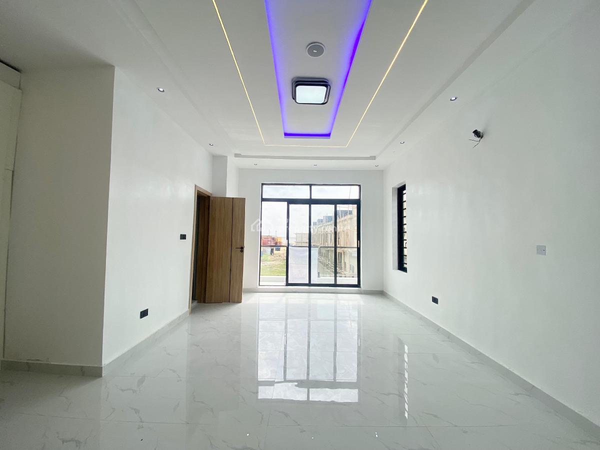 4 Bedrooms Semi Detached Duplex with Bq, Ajah, Lagos, Semi-detached Duplex for Sale