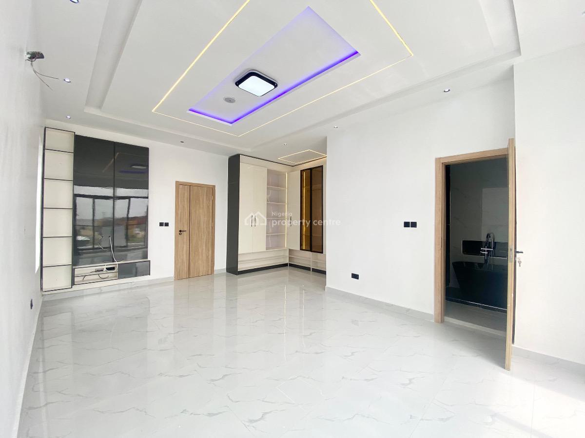 4 Bedrooms Semi Detached Duplex with Bq, Ajah, Lagos, Semi-detached Duplex for Sale