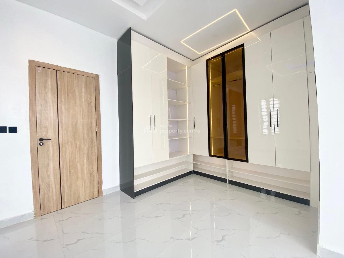 4 Bedrooms Semi Detached Duplex with Bq, Ajah, Lagos, Semi-detached Duplex for Sale