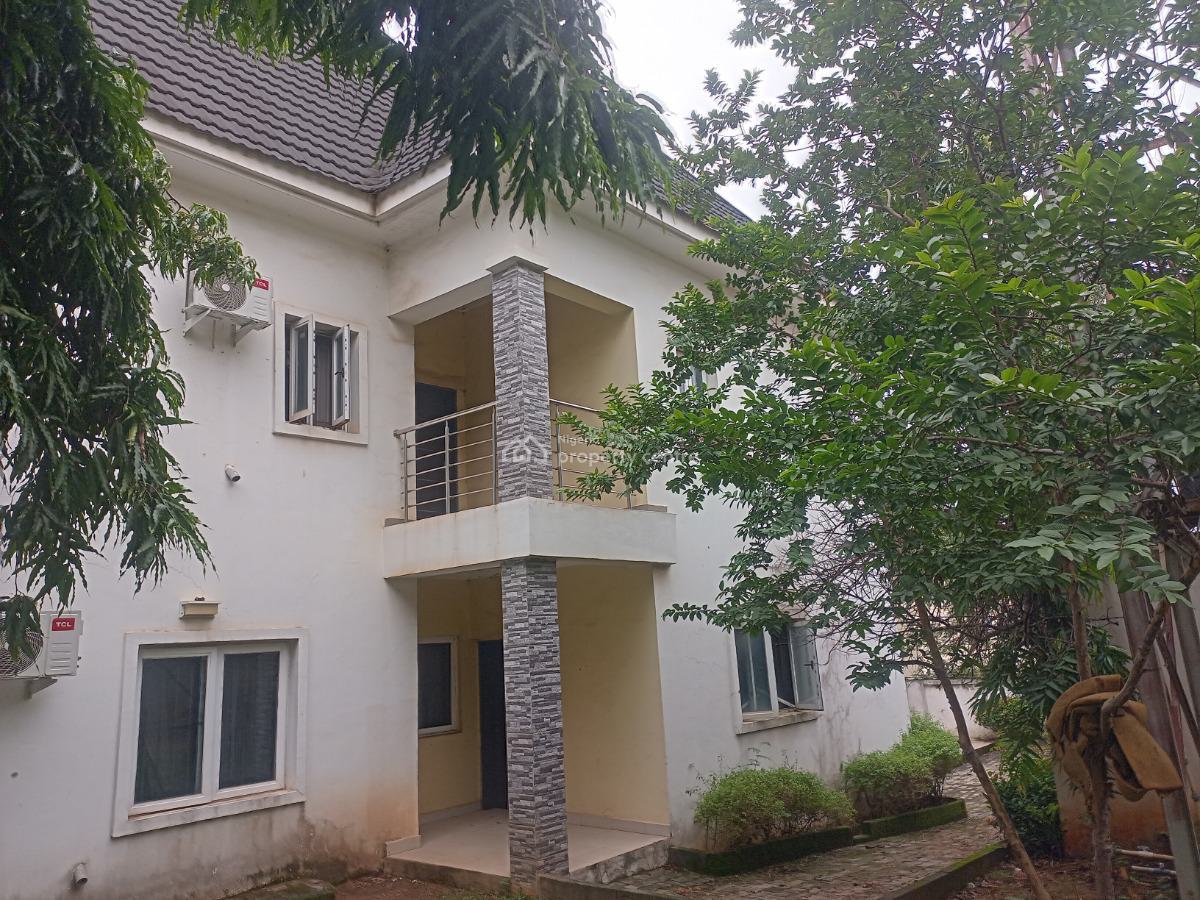 5 Bedrooms Fully Detached Duplex with 3 Bedroom Flat Boys Quarter, Thames Street, Maitama District, Abuja, Detached Duplex for Sale