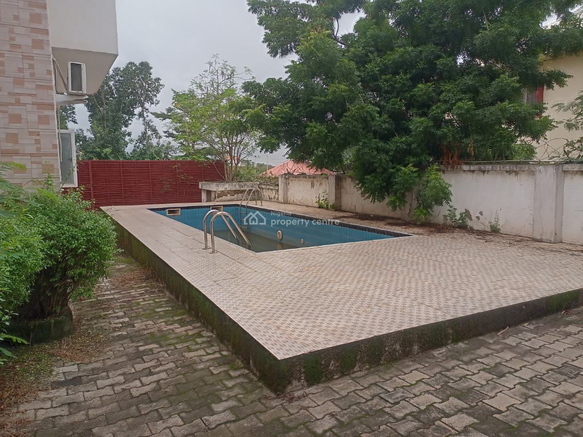 5 Bedrooms Fully Detached Duplex with 3 Bedroom Flat Boys Quarter, Thames Street, Maitama District, Abuja, Detached Duplex for Sale