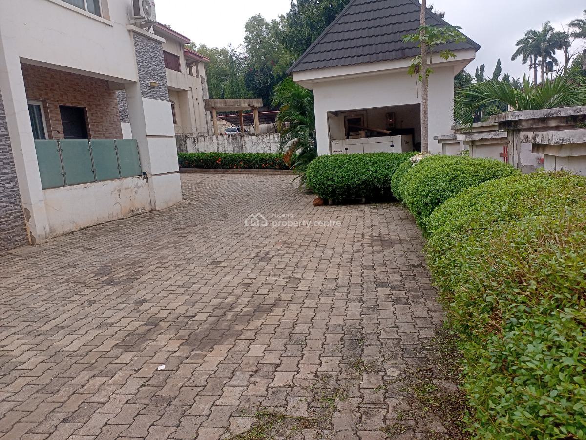 5 Bedrooms Fully Detached Duplex with 3 Bedroom Flat Boys Quarter, Thames Street, Maitama District, Abuja, Detached Duplex for Sale
