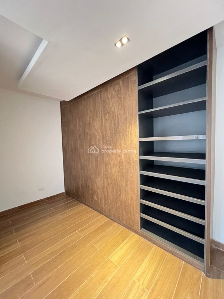 Luxury Waterfront 4 Bedroom Mansionette  with Room Bq,game , Elevator, Banana Island, Ikoyi, Lagos, Terraced Duplex for Sale