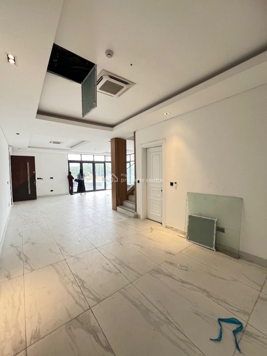 Waterfront 4 Bedroom Mansionette with a Pool , Elevator, Bq, Banana Island, Ikoyi, Lagos, Flat / Apartment for Sale