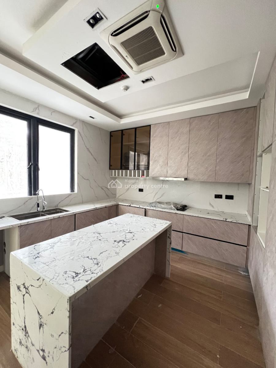 Waterfront 4 Bedroom Mansionette with a Pool , Elevator, Bq, Banana Island, Ikoyi, Lagos, Flat / Apartment for Sale
