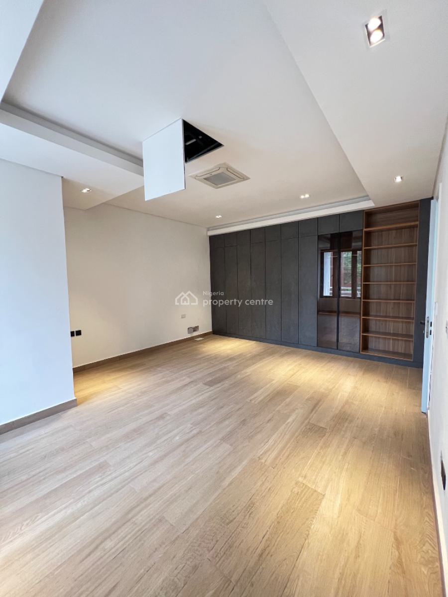 Waterfront 4 Bedroom Mansionette with a Pool , Elevator, Bq, Banana Island, Ikoyi, Lagos, Flat / Apartment for Sale