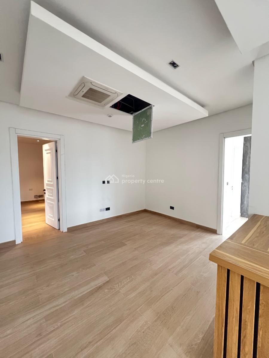 Waterfront 4 Bedroom Mansionette with a Pool , Elevator, Bq, Banana Island, Ikoyi, Lagos, Flat / Apartment for Sale