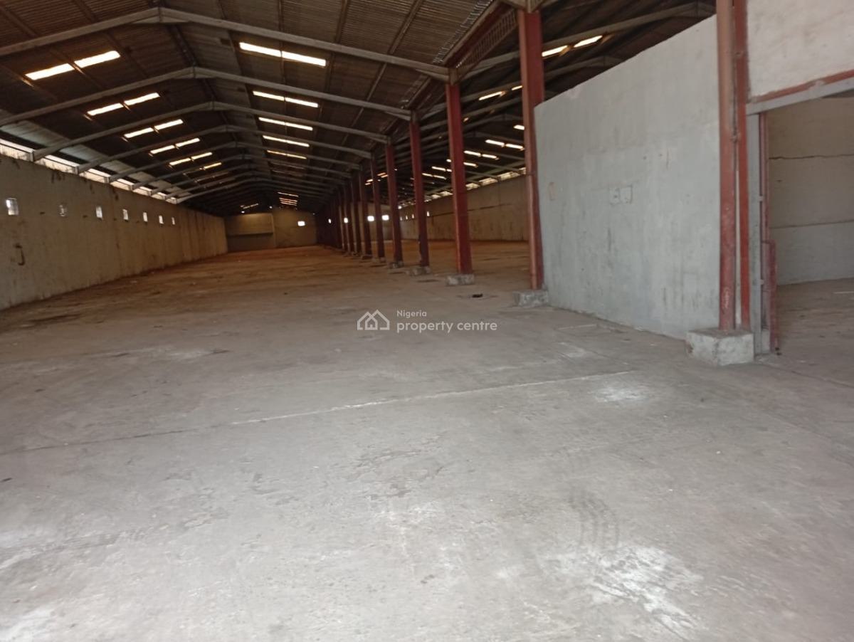 Warehouse for Lease Along Apapa Oshodi Express:  3,555sqm Warehouse Is, Oshodi, Lagos, Warehouse for Rent