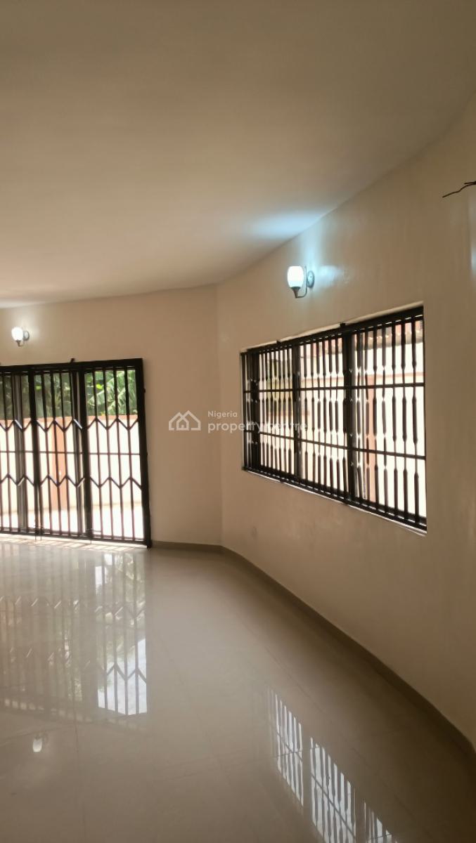 3 Bedroom Duplex with 2 Rooms Bq, Ikeja Gra, Ikeja, Lagos, Office Space for Rent