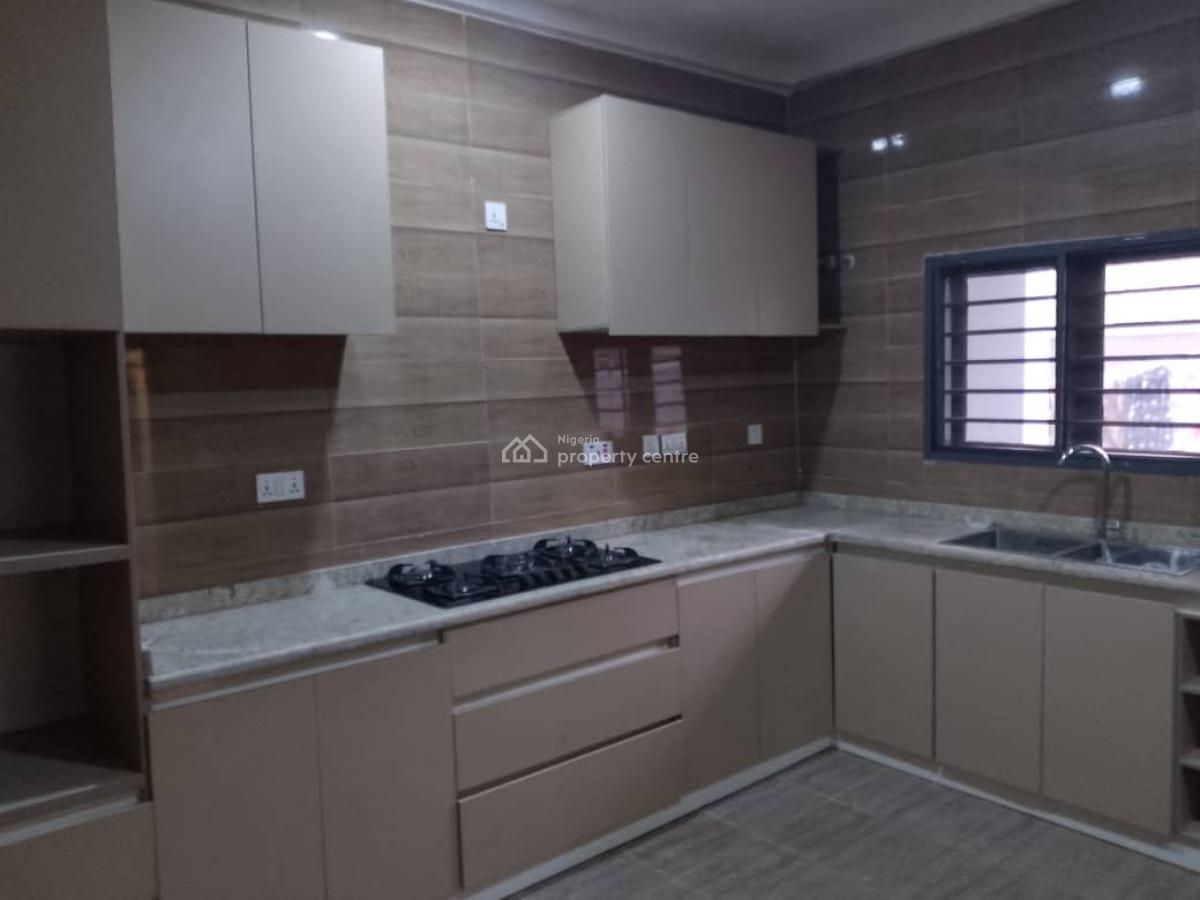 Spacious 3-bedroom Flat on First Floor and Ground Floor, Jahi Gilmor, Jahi, Abuja, Flat / Apartment for Rent