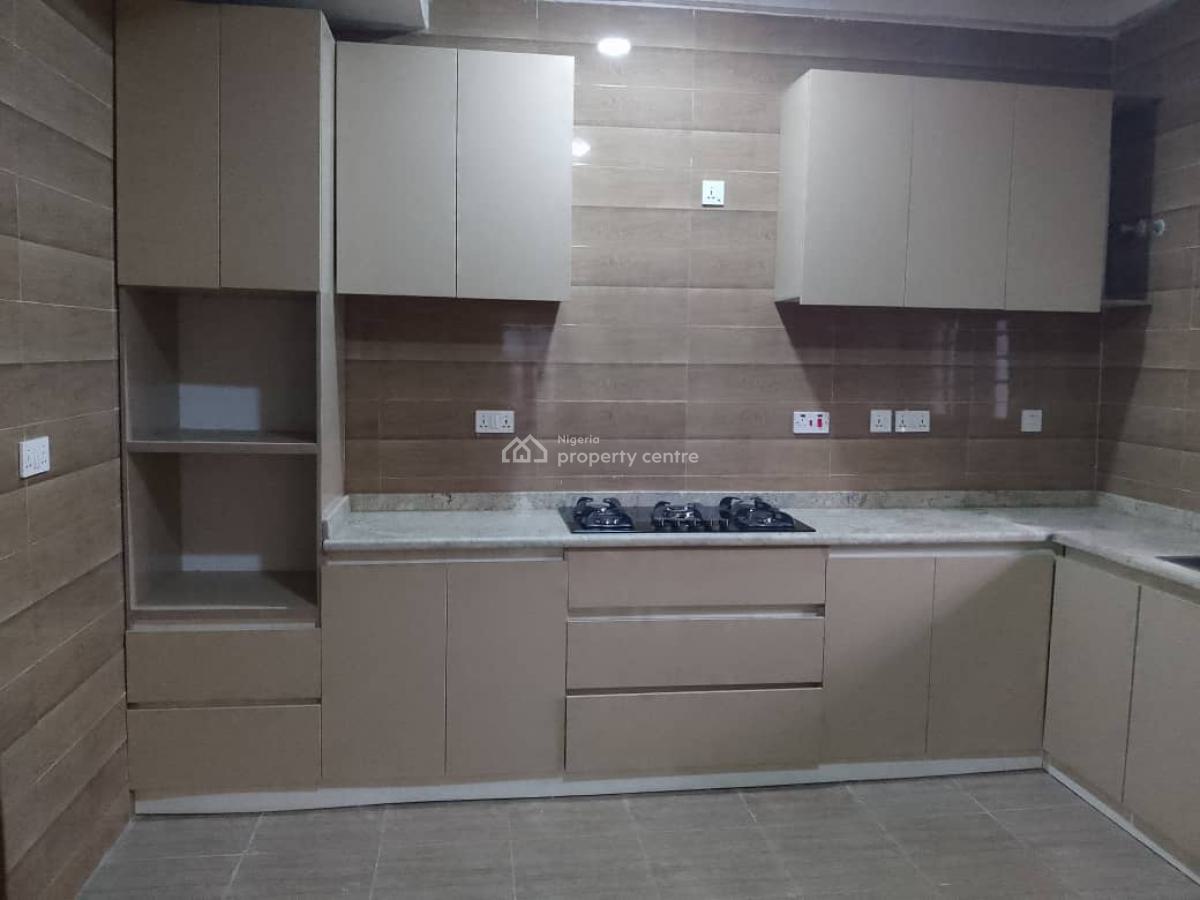 Spacious 3-bedroom Flat on First Floor and Ground Floor, Jahi Gilmor, Jahi, Abuja, Flat / Apartment for Rent