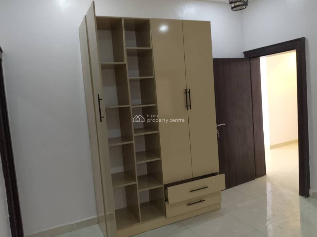Spacious 3-bedroom Flat on First Floor and Ground Floor, Jahi Gilmor, Jahi, Abuja, Flat / Apartment for Rent