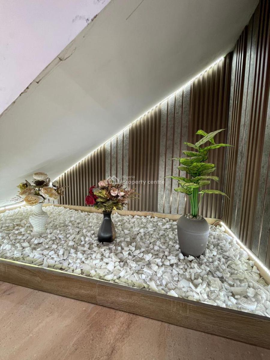 Luxury 4 Bedrooms Mansionette, Surulere, Lagos, House for Sale