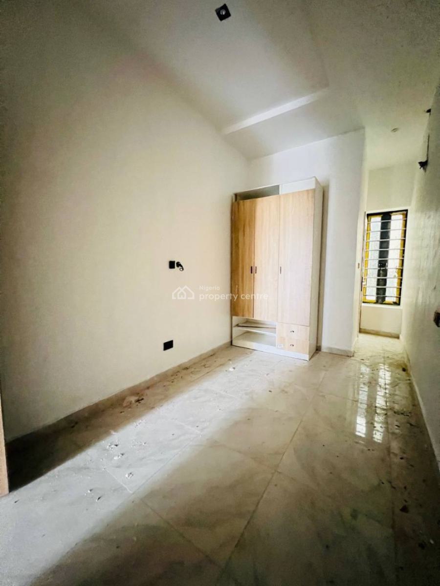 Self Gated 4 Bedroom Terrace Duplex, Ikota, Lekki, Lagos, Terraced Duplex for Sale