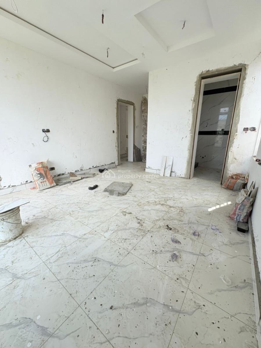 Newly Built 2 Bedrooms Apartment with Pool and Elevator, Lekki Phase 1, Lekki, Lagos, Flat / Apartment for Sale