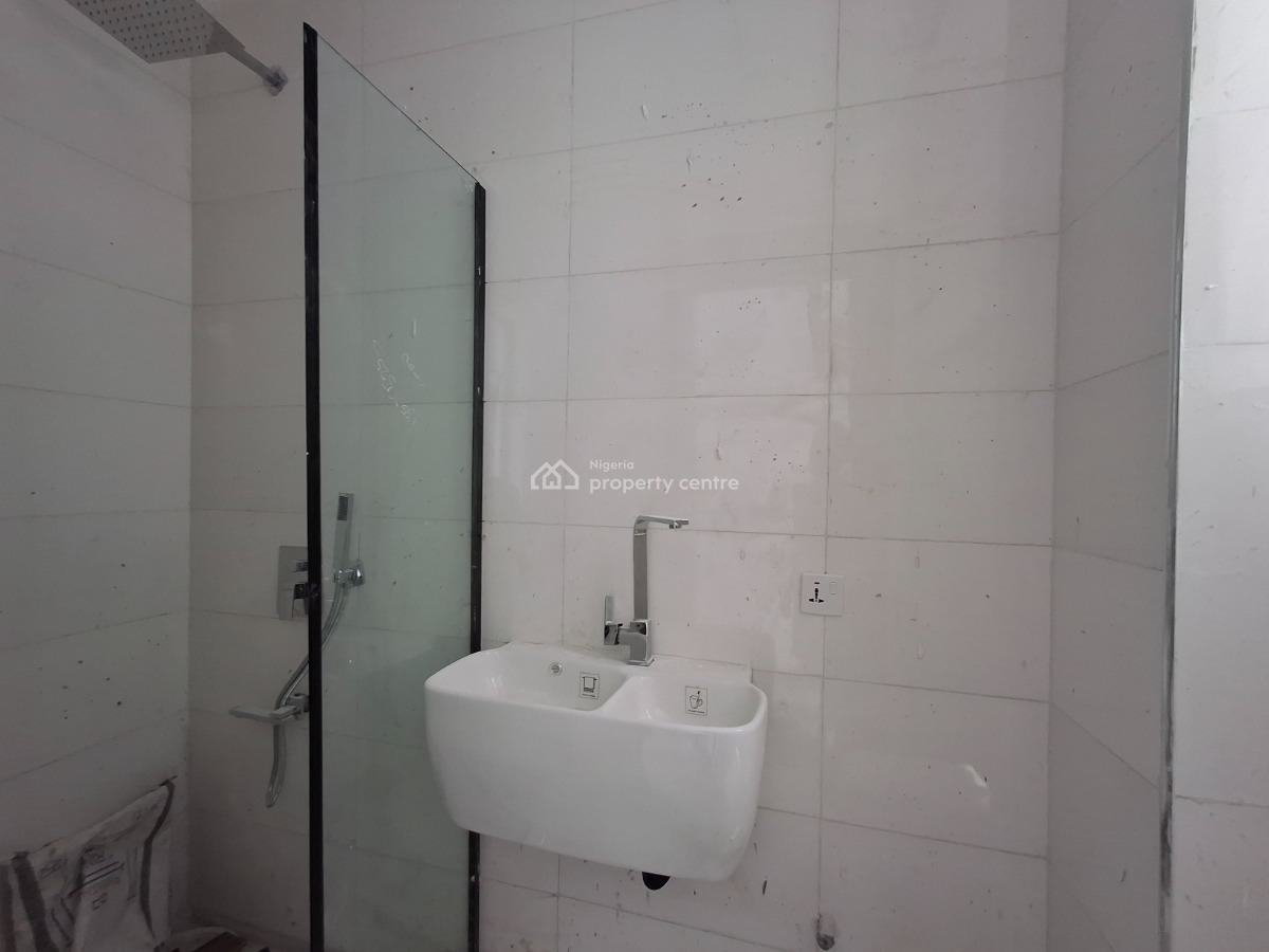 2 Bedroom Flat, Right Side, Lekki Phase 1, Lekki, Lagos, Flat / Apartment for Sale