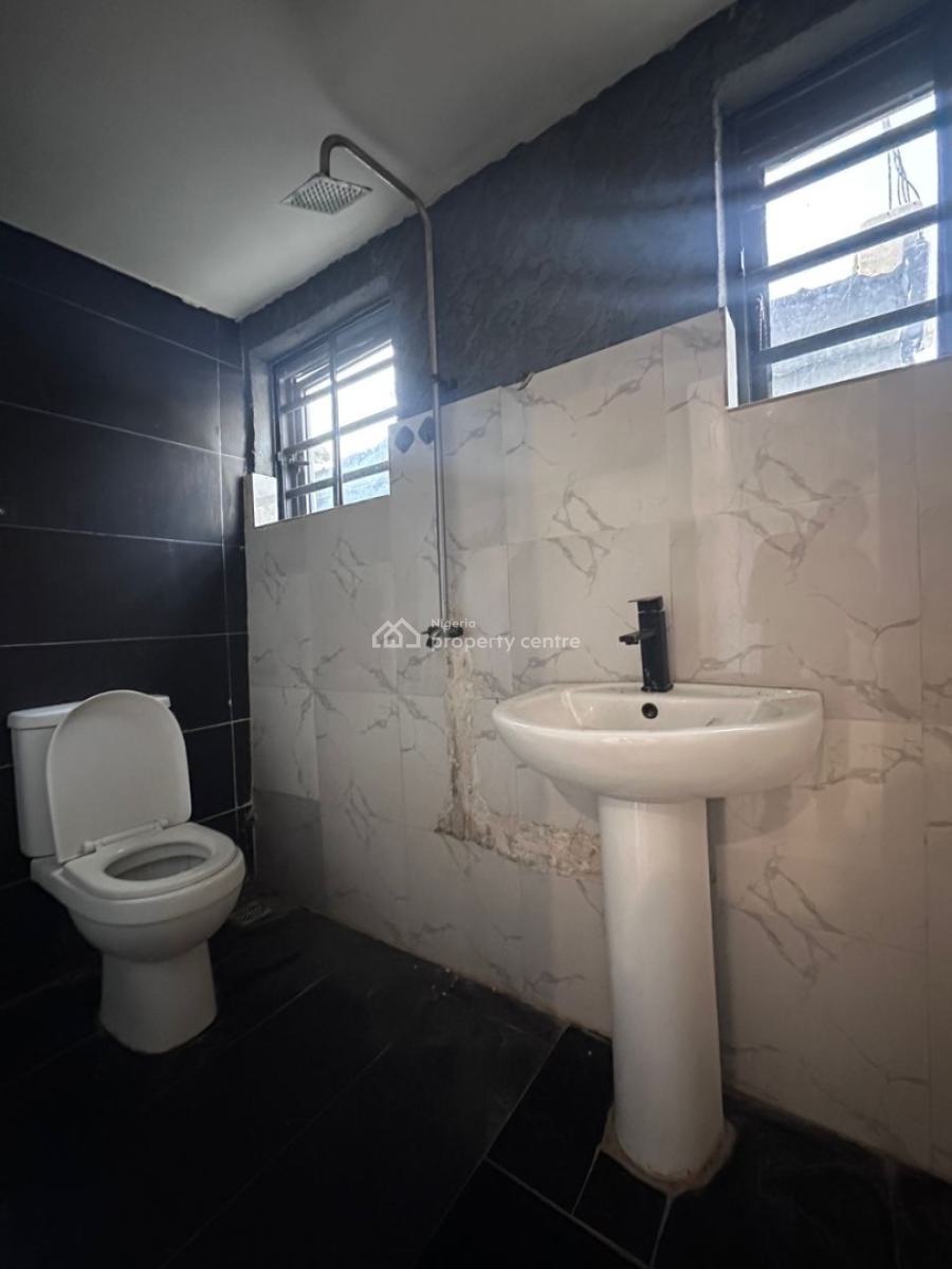 Standard and Spacious Selfcon with Personal Kitchen, Ologolo, Ologolo, Lekki, Lagos, Self Contain (single Rooms) for Rent