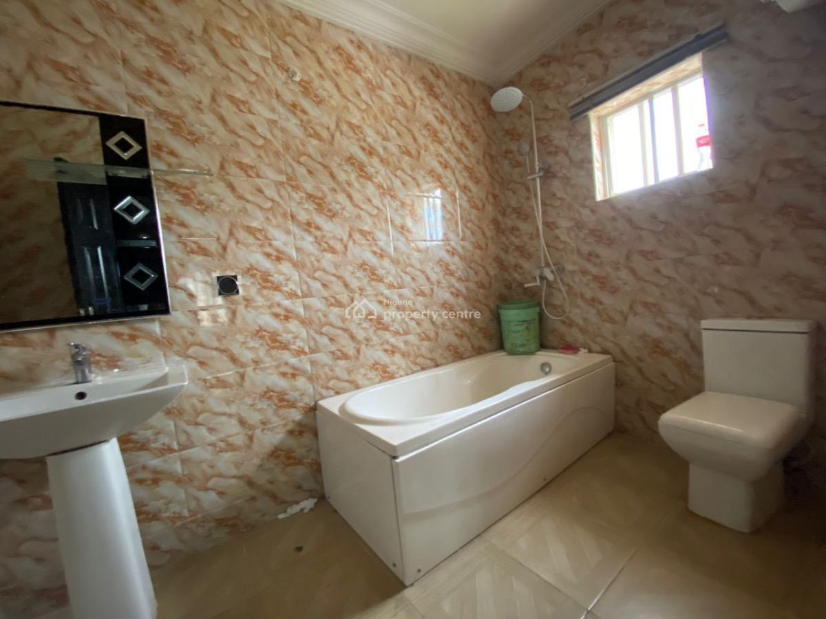 Luxury 3 Bedroom Flat, Omole Phase 2, Ikeja, Lagos, Flat / Apartment for Rent