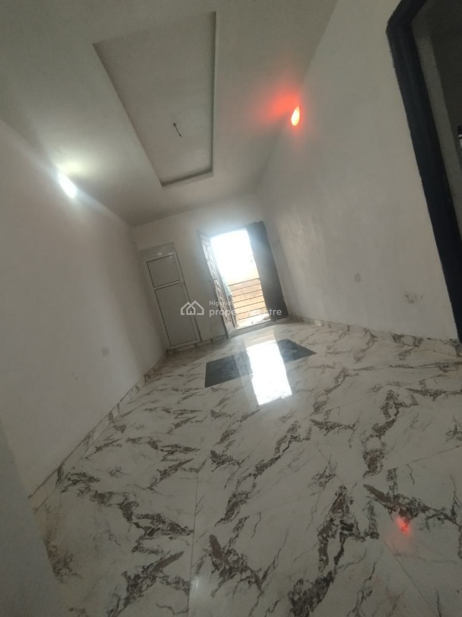 Brand New 2besroom Flat, Ikorodu, Lagos, Flat / Apartment for Rent