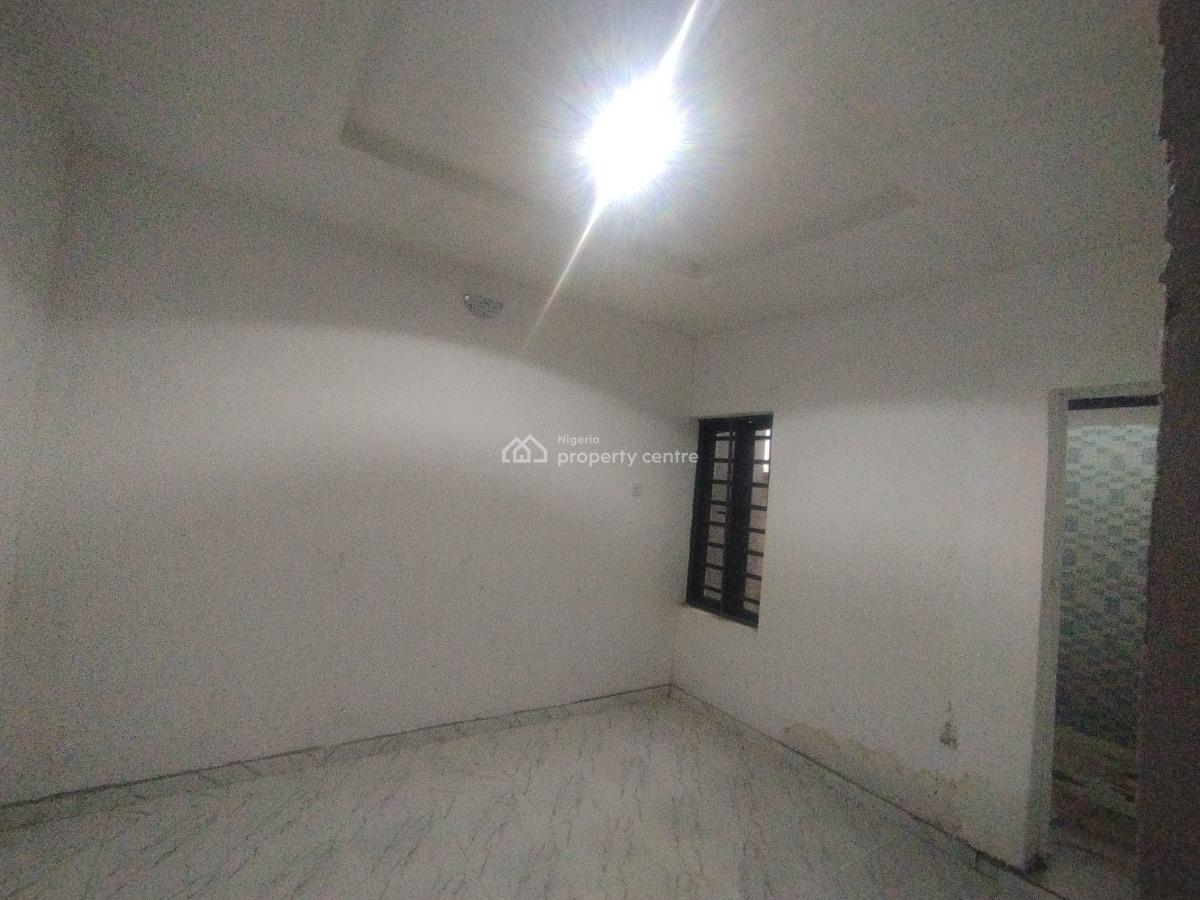 Brand New 2besroom Flat, Ikorodu, Lagos, Flat / Apartment for Rent