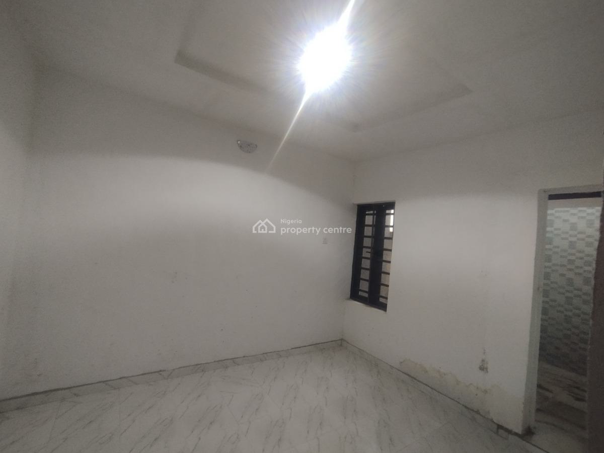 Brand New 2besroom Flat, Ikorodu, Lagos, Flat / Apartment for Rent