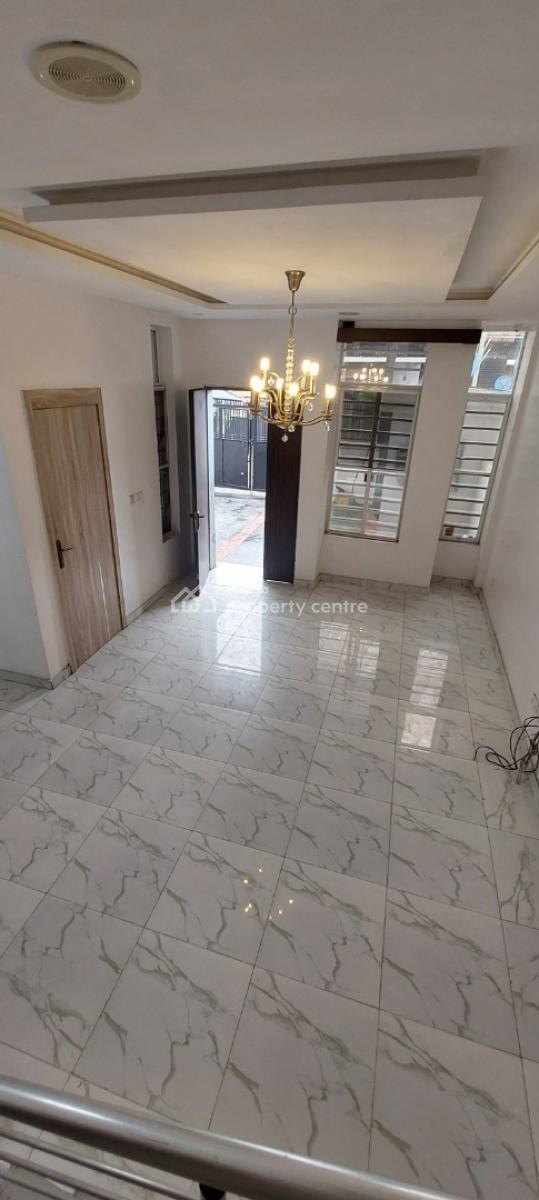 Exquisite 4 Bedroom Semi-detached Duplex, Orchid Road, Lekki, Lagos, Semi-detached Duplex for Rent